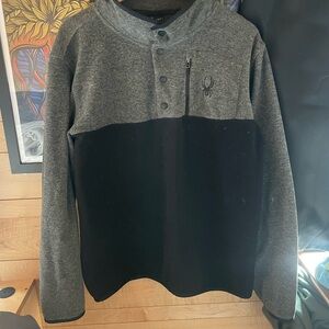 Spyder Gray Pullover with Black Accents
